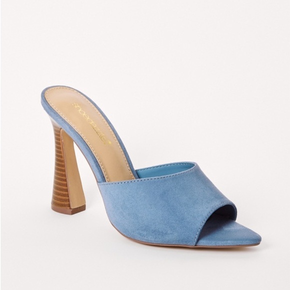 Mira Heeled Sandals in Size 7 - Picture 2 of 7